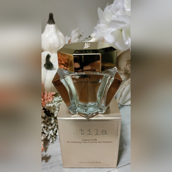 Stila Other - NIB - Stila - Lingerie Souffle - Skin Perfecting Color - Shade 7.0
